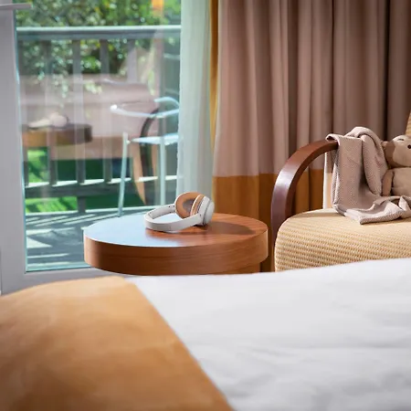 Semesteranläggning (resort) Robinson Quinta Da Ria 4*